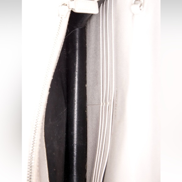 Saint Laurent YSL Cassandre Envelope WOC Wallet on Chain Leather Bag Purse - Picture 6 of 16